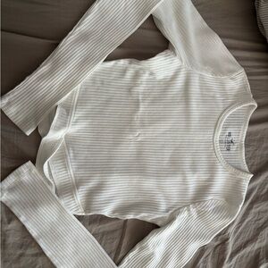 Hollister White Ribbed Tee